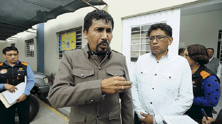 Arequipa: Responsabilidades de gobernador Cáceres en obras de agua en Chivay