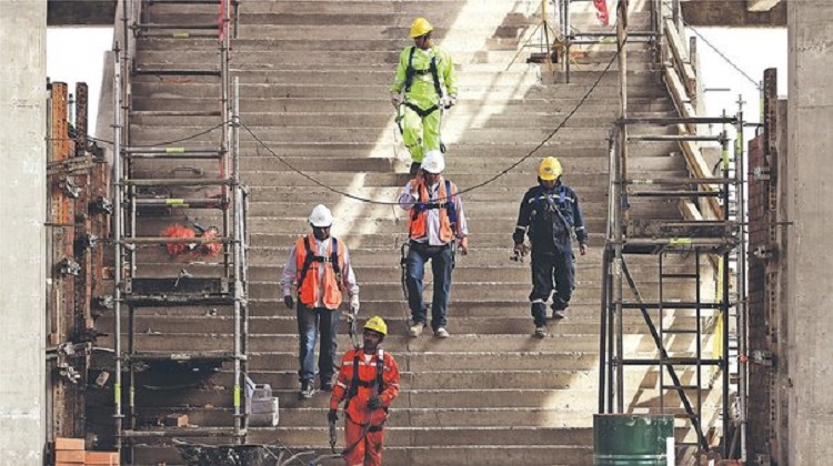 Caso Club de la Construcción: Suben a 14 las firmas que serían terceros civilmente responsables