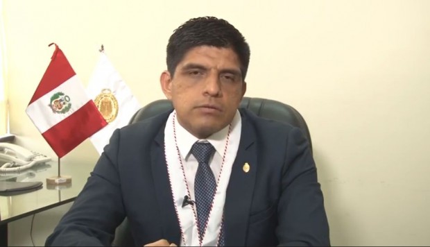 Fiscal Carrasco pide investigar a cinco congresistas por caso de red criminal