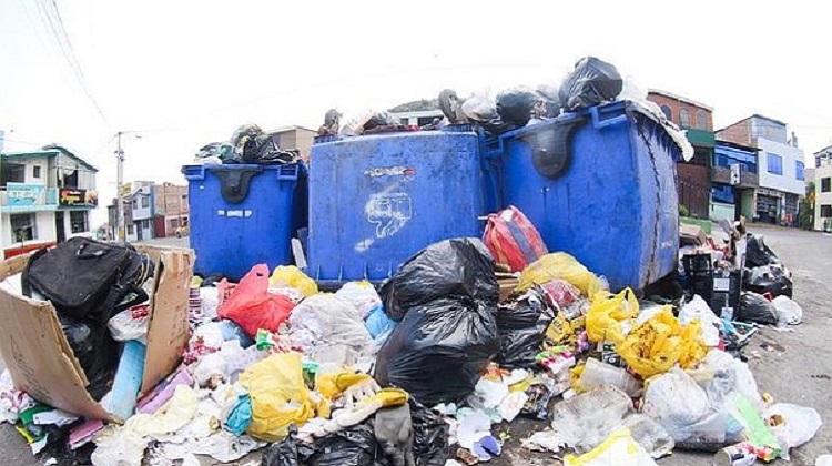 Municipios gastaron miles de soles, pero contenedores no ayudaron en limpieza