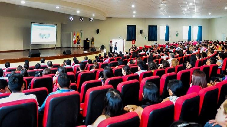 OSCE capacitará este año a 30 mil personas sobre contratación del Estado