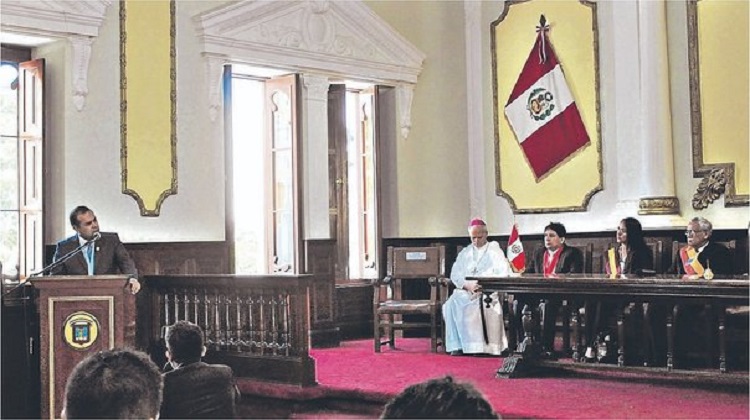 Alcalde promete resolver problemas de Chiclayo