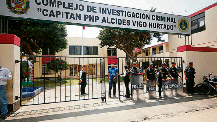 Extorsionadores amenazan a alcaldes para pedir obras