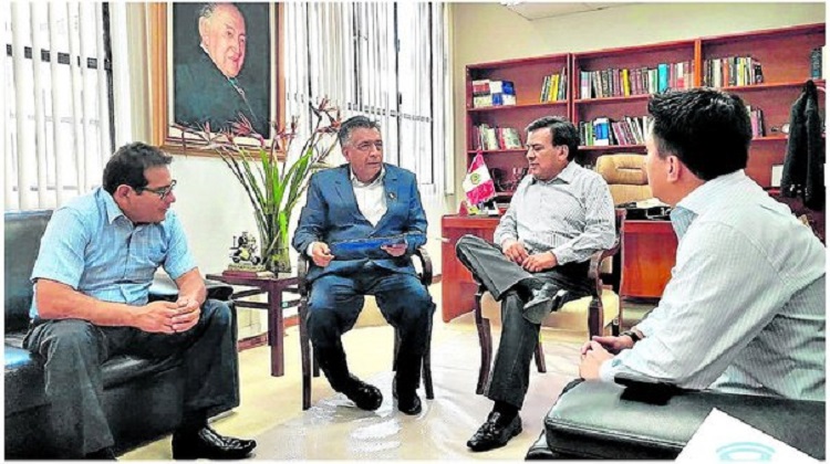 Javier Velásquez y sus reuniones con el exalcalde Cornejo