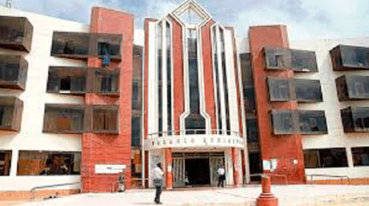 Chiclayo: ordenan juicio contra ex funcionarios de municipio de José Leonardo Ortiz