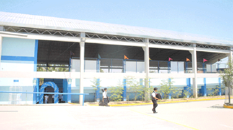 Inauguran techado en colegio de Sullana