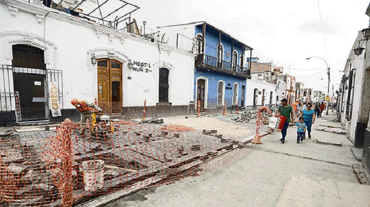 Observan gastos de pasajes en avión y estadía de supervisores en obra de Arequipa
