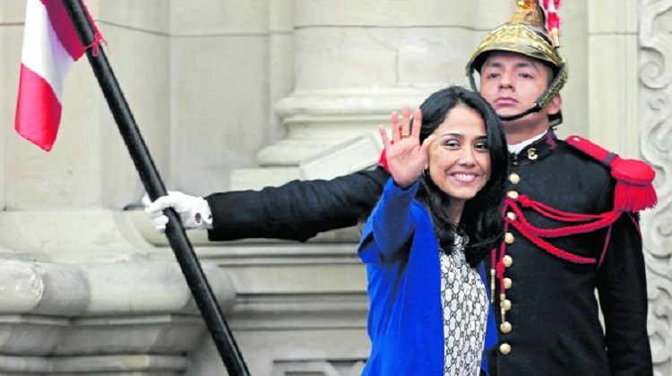 Testigo afirma que OAS dio dinero a Nadine Heredia cuando era primera dama
