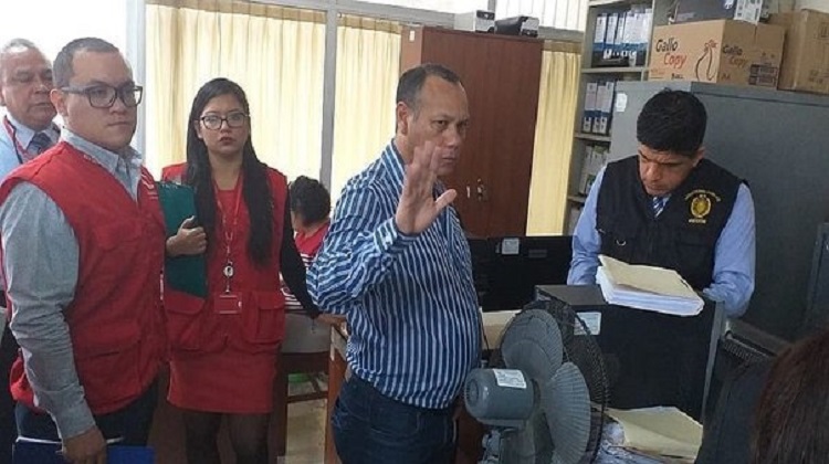 Fiscal de Crimen Organizado interviene oficinas de la municipalidad de Chiclayo