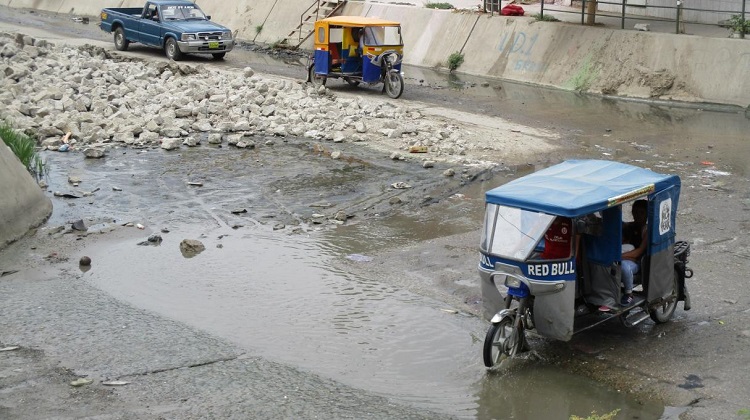 Piura: deficiente supervisión retrasa obra de reconstrucción en Canal Vía de Sullana