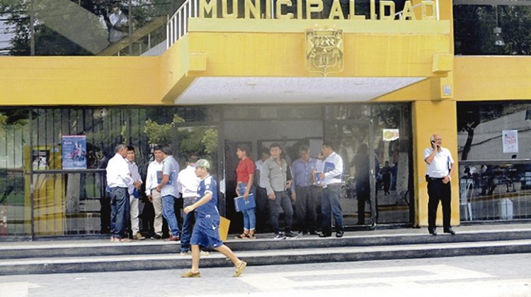 Piura: Empresa criticada por semáforos también instala las videocámaras
