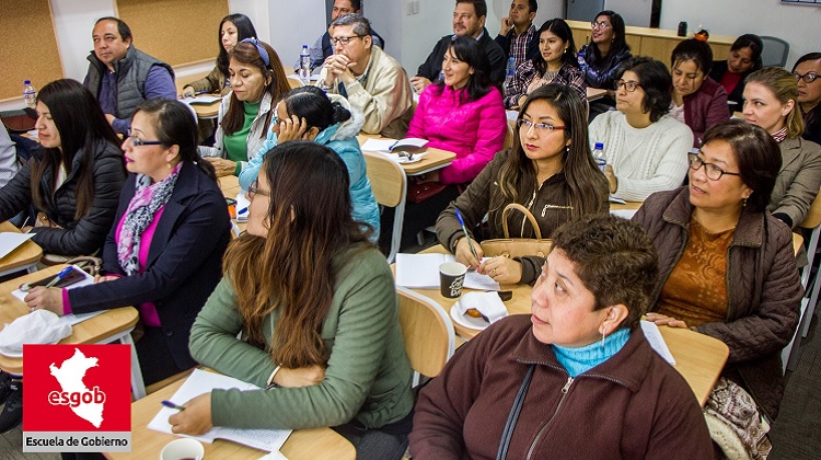 Escuela de Gobierno: Fortaleciendo la Administración Pública