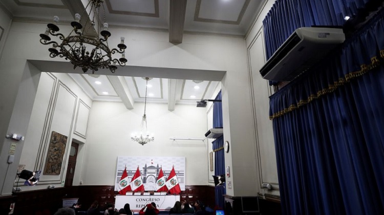 El Congreso realizó adquisiciones irregulares por 239 mil soles