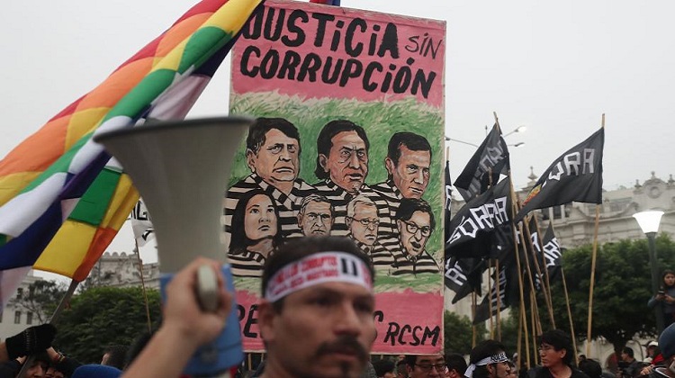 Perú continúa entre los más corruptos de la región, según Transparencia Internacional