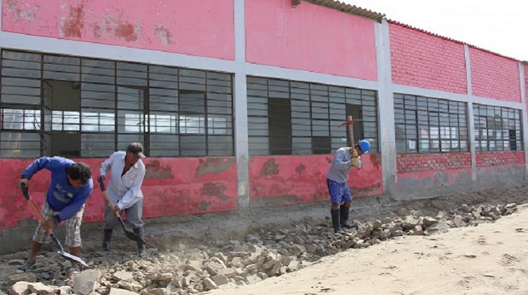 Piura: sancionan a directores de UGEL por faltas en contratación durante El Niño costero