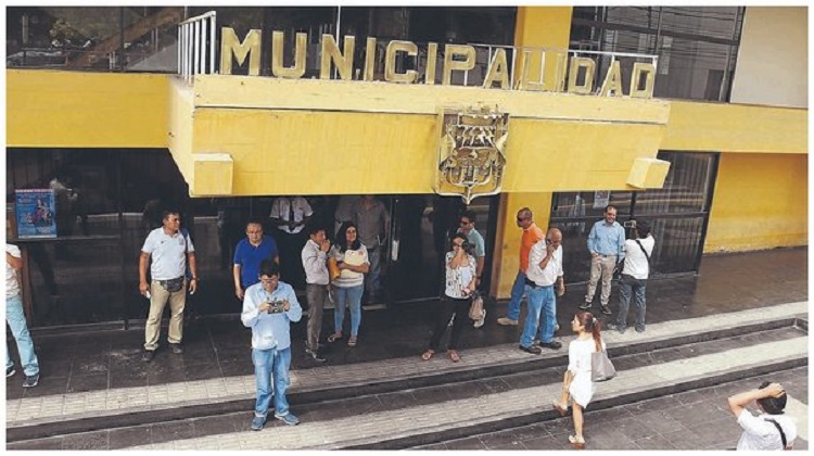 Piura: Productos vencidos y otros sin entregar detecta Contraloría