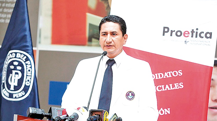 Acusan a Vladimir Cerrón por obras fantasmas en Junín
