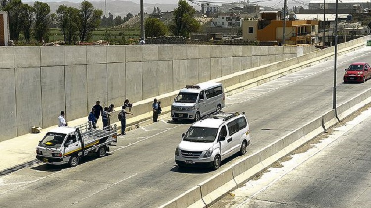 Arequipa: Contratista debe corregir fallas en variante de Uchumayo