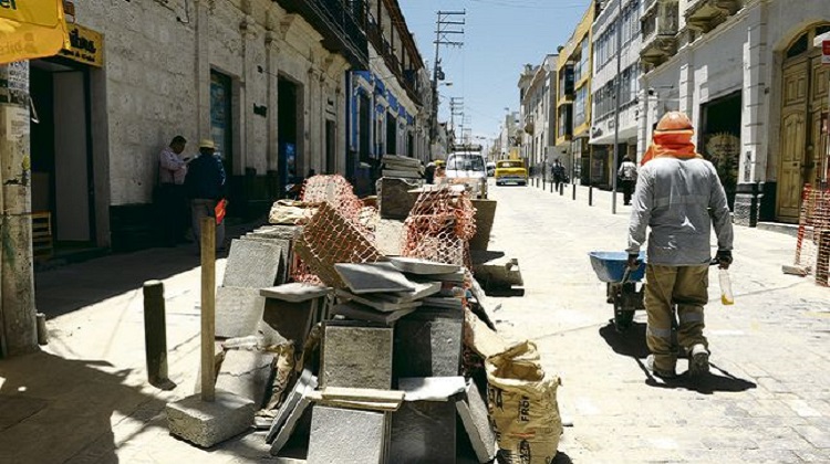 Arequipa: ‘Inflan’ precio de materiales en obra Jerusalén – San Juan de Dios