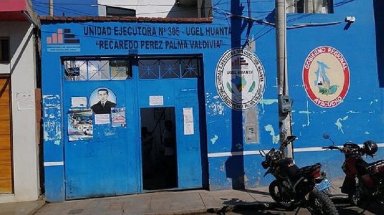 Exigen separación de administrador de Ugel Huanta por presuntos actos de corrupción