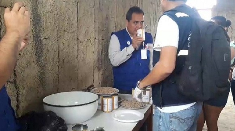 Hallan gusanos en el interior de latas de atún en comedor de San Jacinto