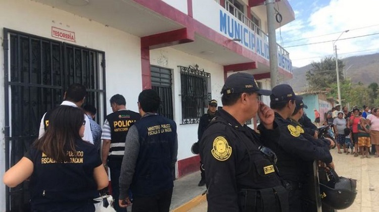 Piura: Allanan oficinas de la Municipalidad Distrital de Salitral