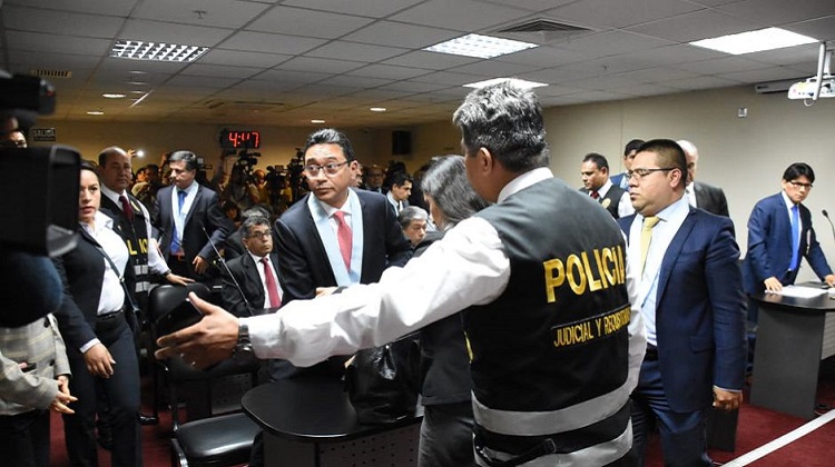 Caso Odebrecht y arbitrajes: dictan 18 meses de prisión preventiva para Humberto Abanto y otros 13 abogados