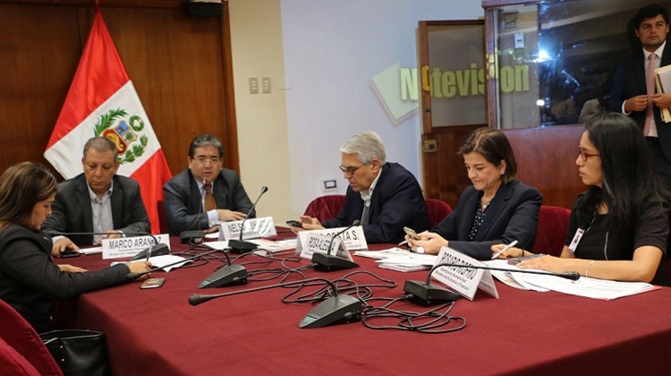 Contraloría enviará tres nuevos proyectos de decreto de urgencia al Ejecutivo