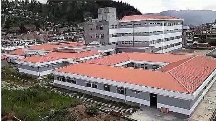Gastan más de 1 millón de soles en paralizado Hospital de Andahuaylas