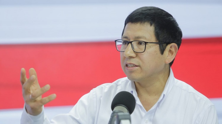 Ministro Trujillo: “La crisis que atraviesa la construcción en el país es muy grande”