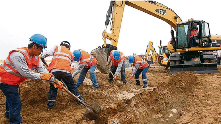 MEF: el 30% de obras paralizadas están concentradas en Lima