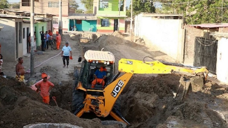 MEF: Ocho gobiernos regionales se comprometen a cumplir metas por 480.9 millones de soles