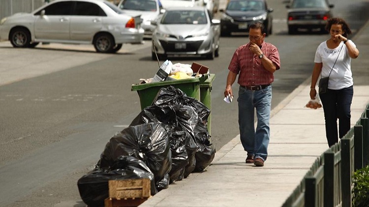 Contraloría interviene en caso de Surco por la falta de recojo de basura en calles