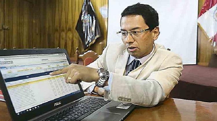 Gobierno Regional de Arequipa no gastó en colegios ni en salud pese a tener dinero