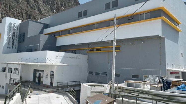 Hospitales que costaron millones convertidos en elefantes blancos