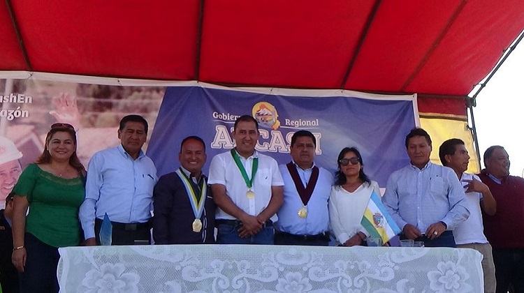 Piden investigar presuntos nexos de corrupción en entorno familiar de los gobernadores regionales de Loreto y Áncash