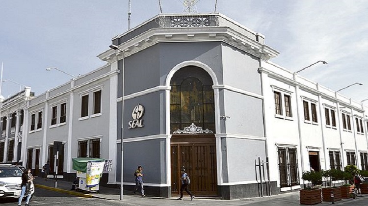 Arequipa: Contraloría detecta que empresa vendió impresoras usadas a SEAL