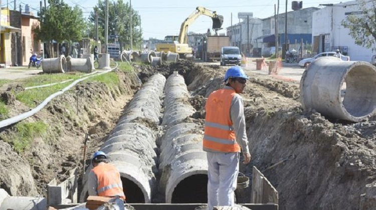 Obras por impuestos: Cartera de proyectos de agua y saneamiento asciende a 371 millones de soles
