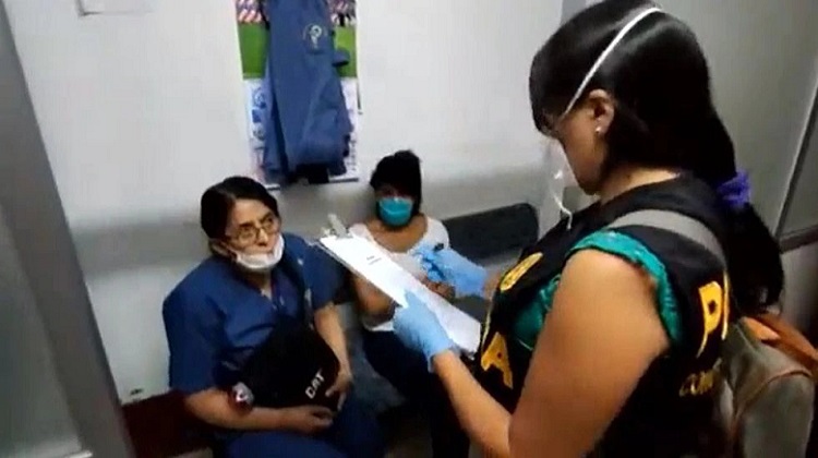 6 meses de prisión preventiva para jefa de Farmacia de Hospital de Ayacucho por robar mascarillas N-95 y medicinas al Minsa