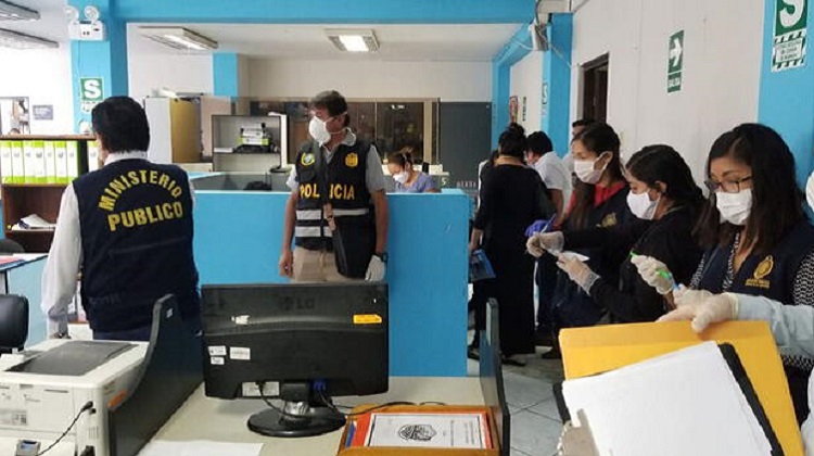 Fiscalía investiga Municipalidad de Carmen de la Legua Reynoso tras denuncias de irregularidades en distribución de canastas