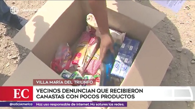 Vecinos de VMT firman actas por canastas con 15 productos pero contienen solo 5 (VIDEO)
