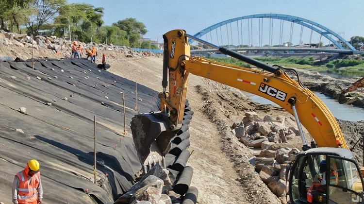 Contraloría: Ejecutivo destinó S/ 6,000 millones en acciones de reconstrucción con cambios