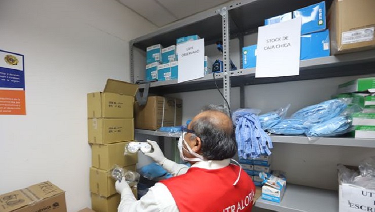 Contraloría separa a funcionario por presuntas compras sobrevaloradas