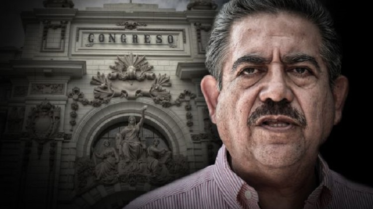 Familia de Manuel Merino contrató con el Estado por más de 200 mil soles