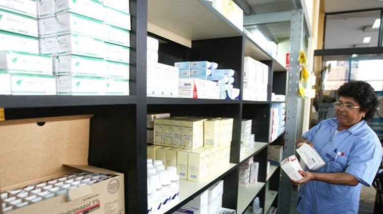 Fiscalía investiga presunta sobrevaloración en compra de mascarillas por la Marina