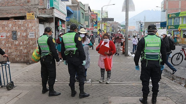 No hallan registros sobre la entrega de mascarillas a policías de Arequipa