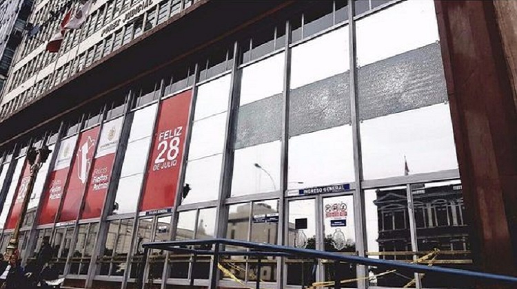 Fiscalía investigará contratación de hija de amigo de Martín Vizcarra en órgano del Minagri