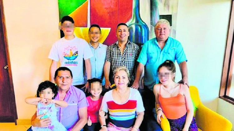 Legislador de Acción Popular: Hijastro gana contrato estatal