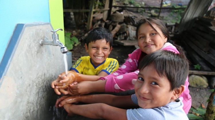 Ucayali: convocan licitación para proyectos de agua y saneamiento rural por S/ 16 millones