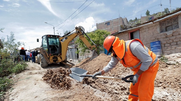 Gobierno concluirá este año 151 obras de reconstrucción en zonas rurales de 11 regiones